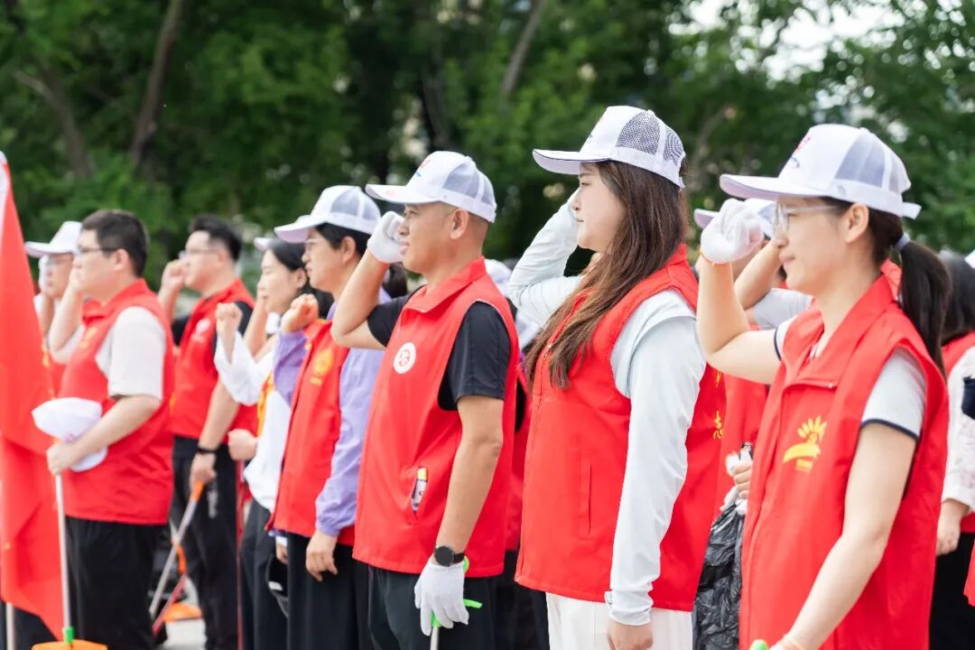 “一江两岸·中俄国际生态环保”志愿服务活动正式启动