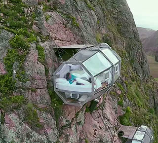 盘点&ldquo;最恐怖&rdquo;酒店 悬崖房你敢住吗？